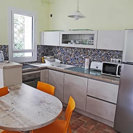 L'oustau De La Mar Apartment *
